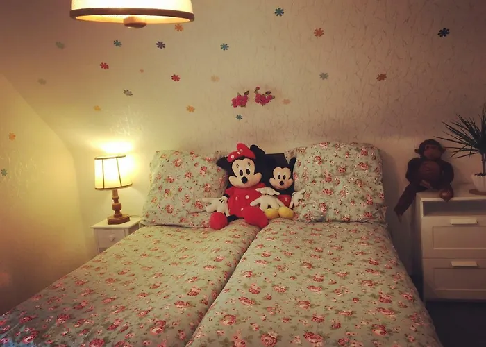 A With A View In Old :) Hotel *